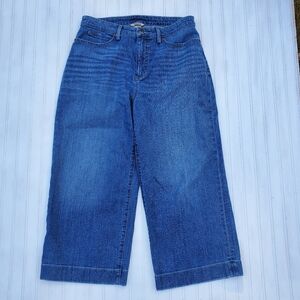 Duluth Trading Women's Flare Jeans Dark‎ 5 Pockets Durable  Size 10x23 Capri